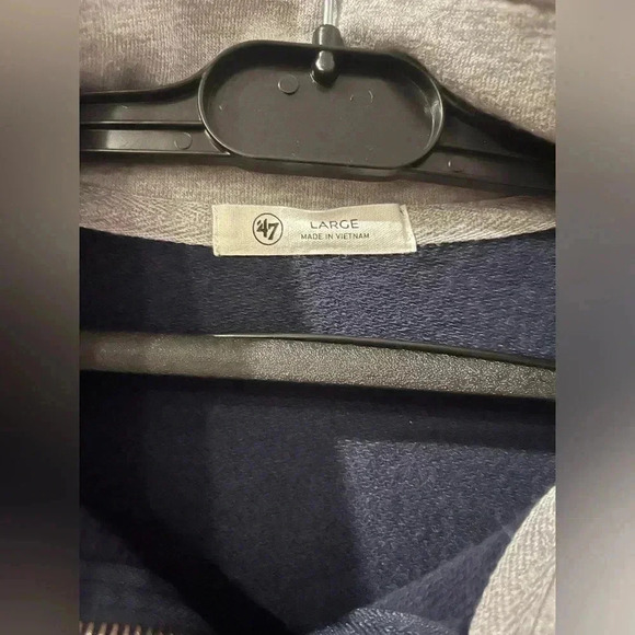 47 | Dallas Cowboys NFL Cropped Sweatshirt - Picture 2 of 7